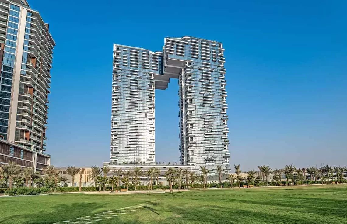 1 RESIDENCES